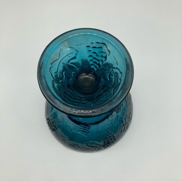 Indiana Glass teal pedestal dish grape pattern - Picture 6 of 12